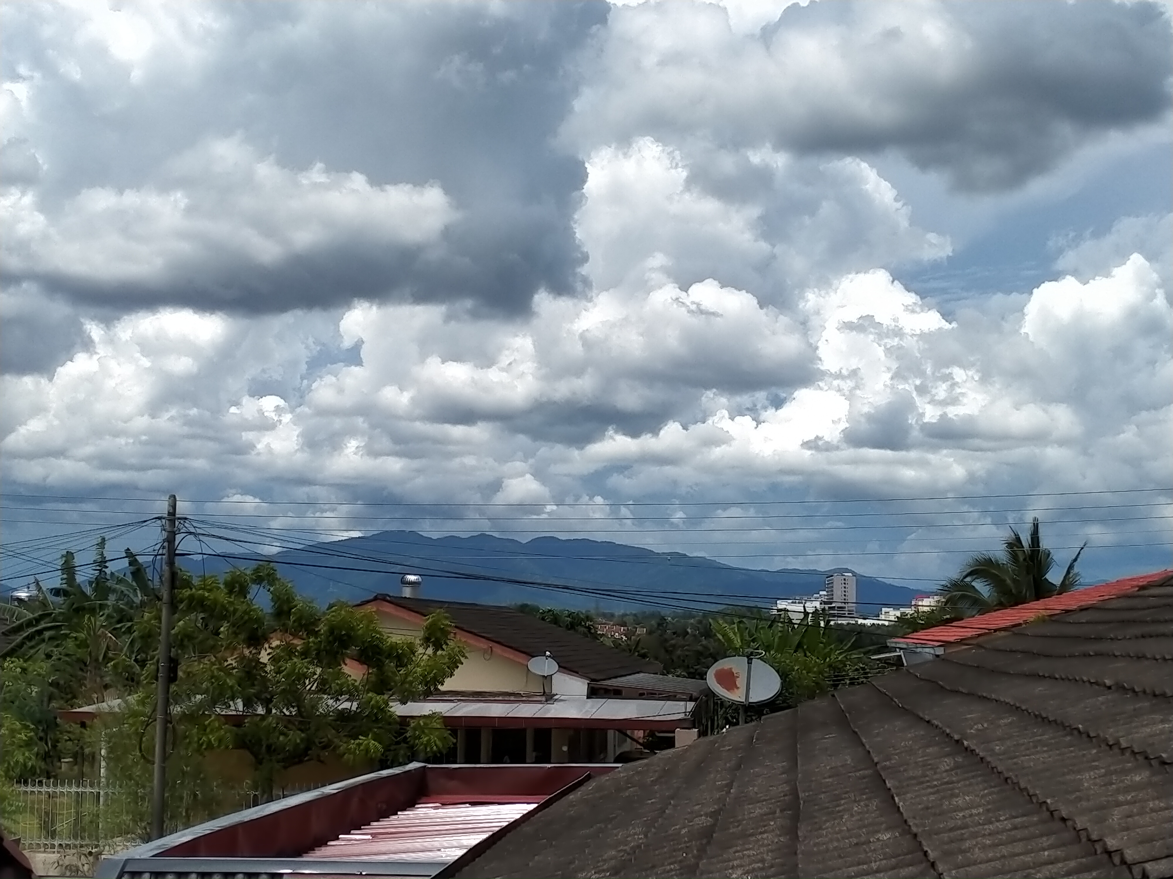 Gunung Angsi
