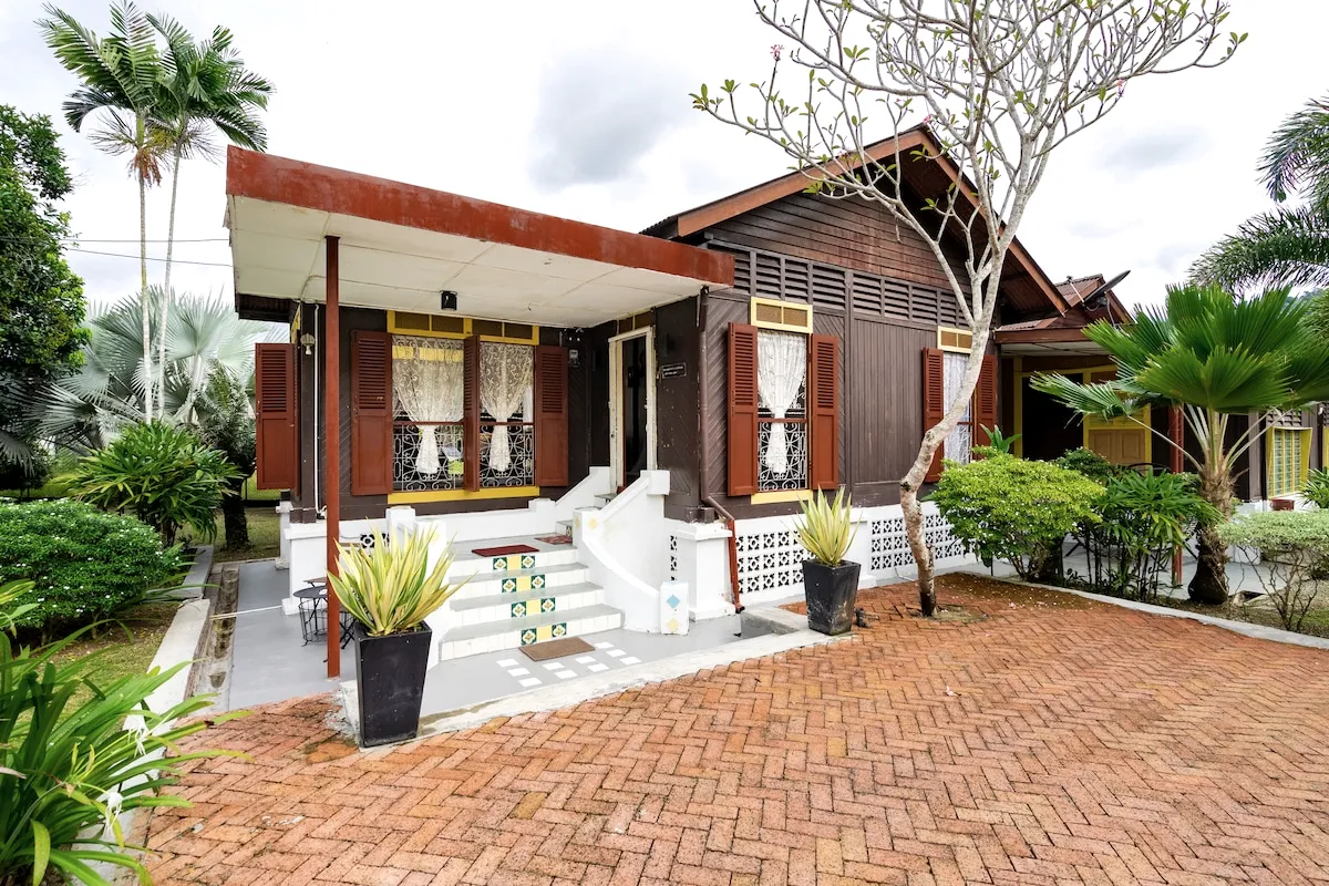 Traditional timber exterior of Laman Tamara